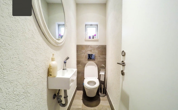 118178e5-3c00-401c-99b0-cd1df6331863