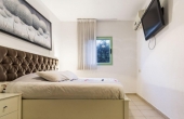 Cosy Bograshov 1 Bedroom Holiday Rental Appartment w/Balcony