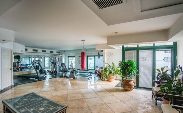 Herbert Samuel 3 room 95sqm Amazing sea view Elevator Parking Doorman Pool Gym club Apartment for sale in Tel Aviv