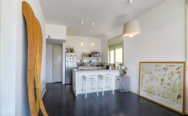 Nordau area 3 room 65sqm Elevator Quiet Apartment for sale in Telaviv