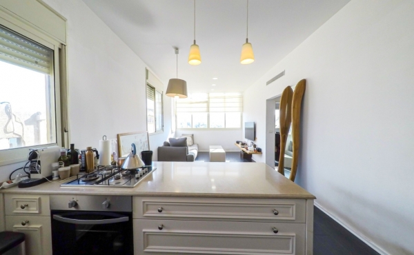 Nordau area 3 room 65sqm Elevator Quiet Apartment for sale in Telaviv