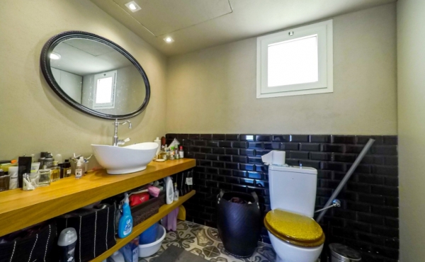 Nordau area 3 room 65sqm Elevator Quiet Apartment for sale in Telaviv