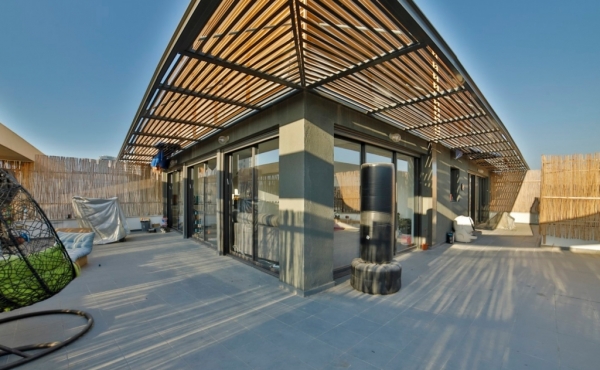 Florentin Penthouse 3 room 90sqm Terrace 120sqm Lifts Parking Apartment for sale in Telaviv