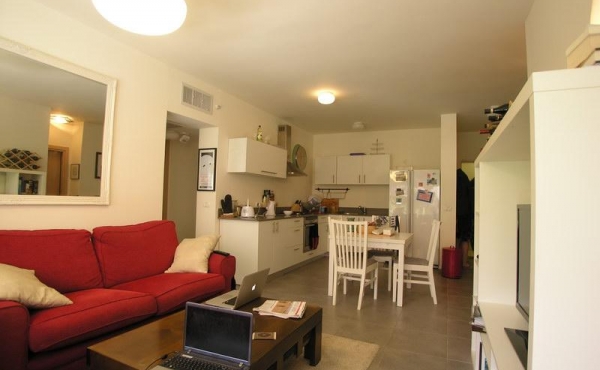 Mair Park area 3.5 room 90sqm Terrace Elevators Parking Apartment for sale in Tel Aviv