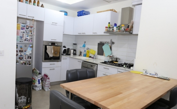 Gindi 3 room 101sqm Balcony 12sqm Elevators Parking Apartment for sale in Tel Aviv