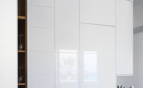 Gordon beach area 3 room 82m2 Elevator Terrace 12m2