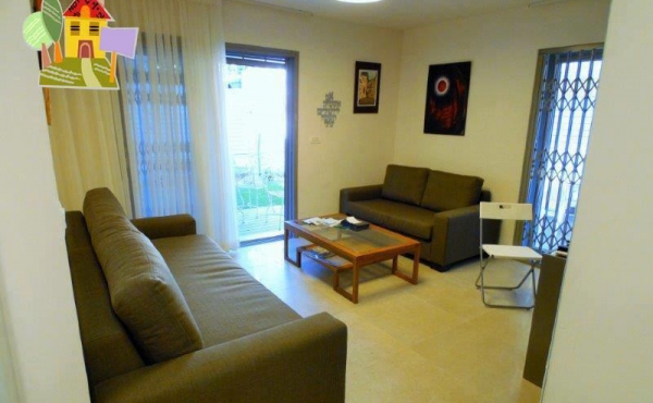 Ben Gurion area 3 room 60sqm Garden 90sqm Parking Apartment for rent in Telaviv