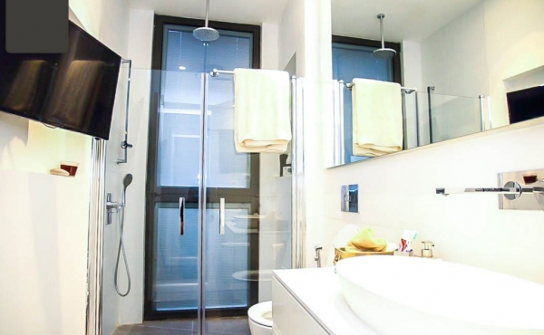 Frishman 3 room 108sqm Sun terrace 14sqm Sea view Parking Apartment for sale in Tel Aviv