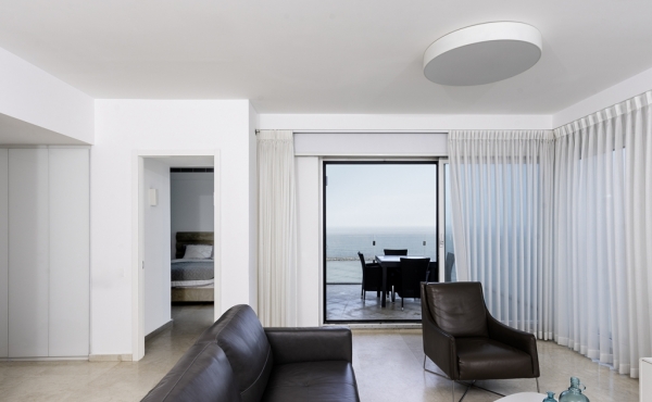 Royal Beach Residence 2 bedrooms 95sqm Balcony 13sqm Lift Parking Apartment for sale in Telaviv