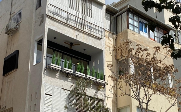 Ben Yehuda area 3 room 67sqm Renovated high level Balcony Apartment for sale in Tel Aviv