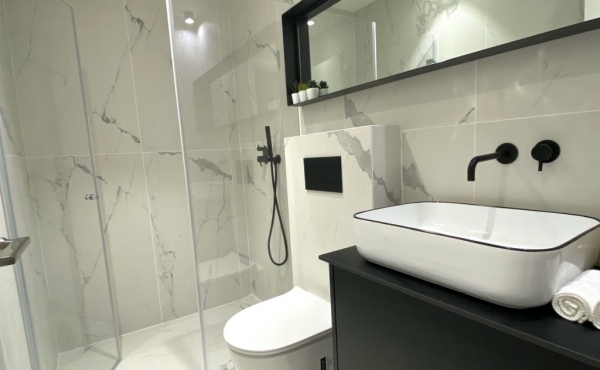 Ben Yehuda area 3 room 67sqm Renovated high level Balcony Apartment for sale in Tel Aviv