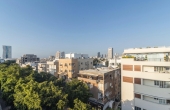 Rothschild Penthouse 3 room 80sqm Terrace 25sqm Lift Apartment for rent in Telaviv