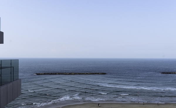 Royal Beach in Tel Aviv 3 room 95sqm Balcony 13sqm with amazing sea view Lift Parking Apartment for rent in TLV