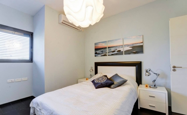 Dizengoff area 3 bedrooms Elevator Parking Apartment for rent in Tel Aviv