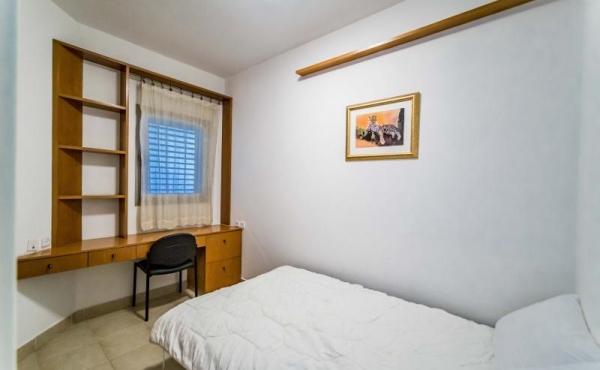 Balfour 2 bedroom 70sqm Lift Parking Apartment for rent in Tel Aviv