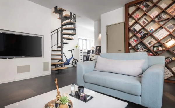 Bograshov area Amazing Penthouse Duplex with Terrace 30m2 Apartment for Rent in Tel Aviv 