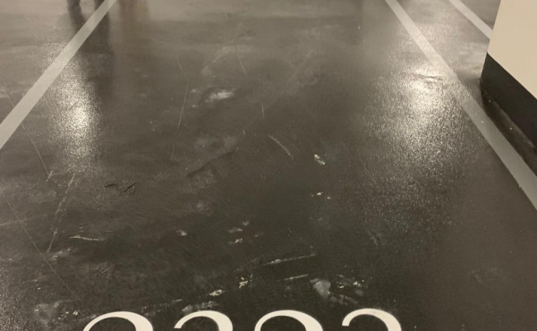 Gindi Tower TLV 4 room 113sqm Terrace 23sqm Elevators Parking Pool Gym Doorman Apartment for rent in Tel Aviv