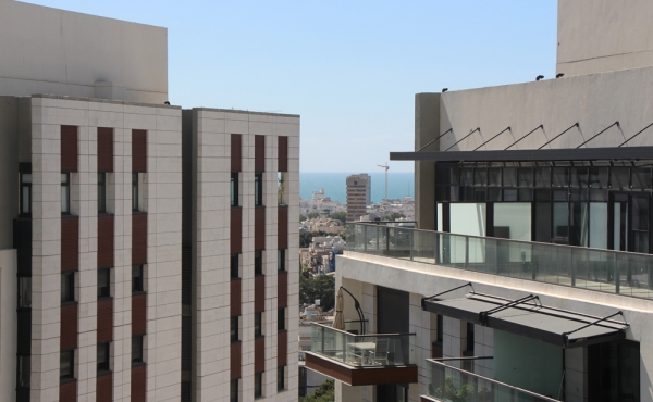 TLV residence Central Tel Aviv 4 rooms sea view Apartment for sale in Tel Aviv