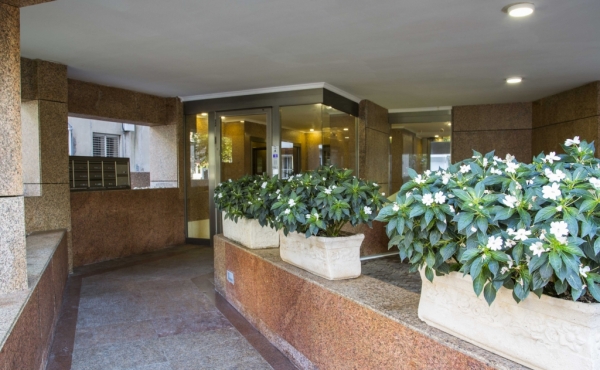 Kerem Hatemanim 2 bedrooms 80sqm Balcony Parking Apartment for rent in Tel Aviv