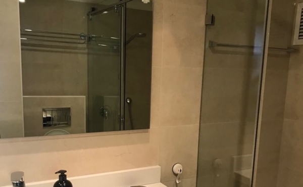 3 bedrooms Terrace Elevator Parking Swimming Pool Apartment for rent in Tel Aviv