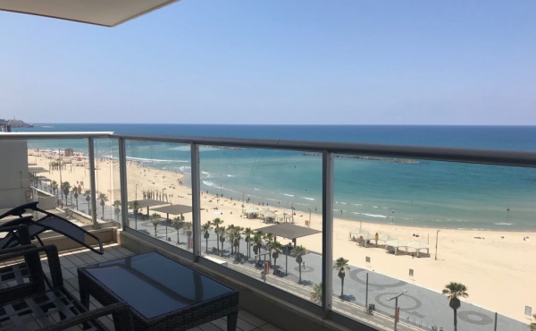 Hotel Orchid Plaza 3 bedrooms 147sqm Terrace Elevator Parking Swimming Pool Gym Club Apartment for rent in Tel Aviv