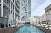 Arlozorov 4.5 room 143sqm Balcony Parkingx3 Gym club Swimming Pool Doorman Luxury Apartment for sale in Tel Aviv