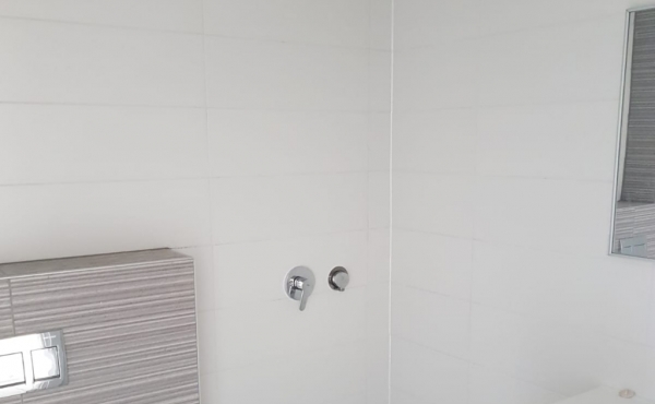 Raanana 5 room 132 sqm Terrace 20 sqm 2 parkings Apartment for rent in Raanana