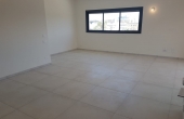 Raanana 5 room 132 sqm Terrace 20 sqm 2 parkings Apartment for rent in Raanana