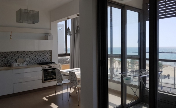 Hayarkon 3 room Terrace with sea view Renovated Parking Apartment for sale in Tel Aviv