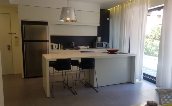 Hayarkon 3 room 77sqm Parking Doorman Apartment for rent in Tel Aviv