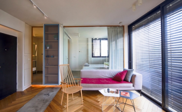 Park Hayarkon area Luxurious apartment 2.5 room 52sqm Terrace Open view Lift Parking To buy