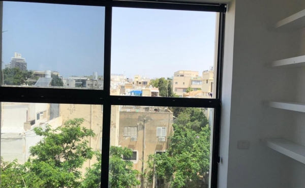 Rothschild area 3 room 80sqm Terrace 22sqm Elevator Apartment for rent in Tel Aviv