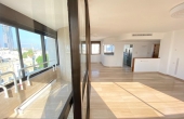 Kikar Hamedina area 4 room 170sqm Balcony Parking x2 Apartment for rent in Tel Aviv