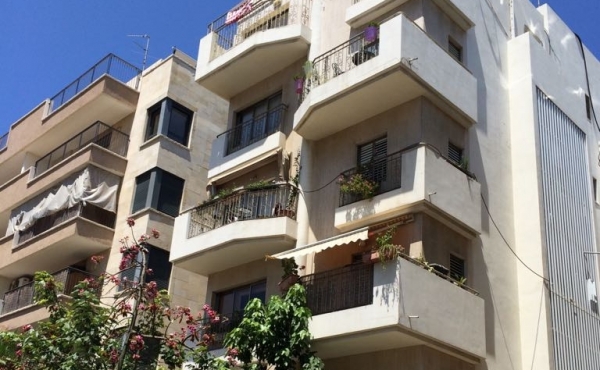 WhatsApp Image 2017-10-19 at Neve Tzedek area 2.5 room Renovated 63sqm Balcony Lift Parking Property to buy in Telaviv