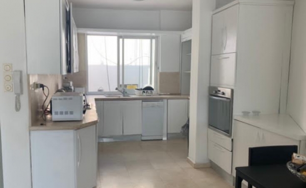Kikar Hamedina area 3 room 110sqm Apartment for rent in Tel Aviv