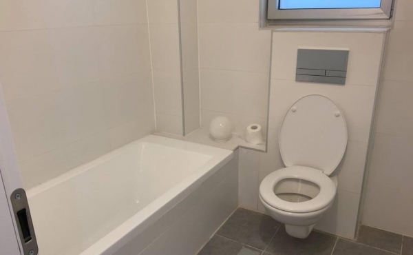 Rothschild area 2 bedrooms 80sqm Balcony Lift Parking Apartment for rent in Tel Aviv