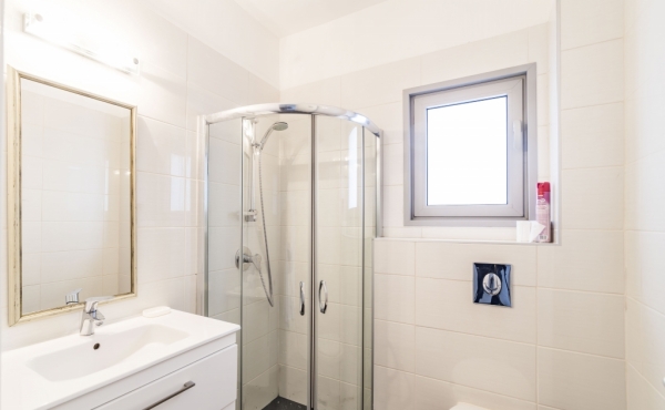 Ramat Aviv 4 room 120sqm Terrace 20sqm Lift Parking Gym club Doorman For Sale Real estate Telaviv