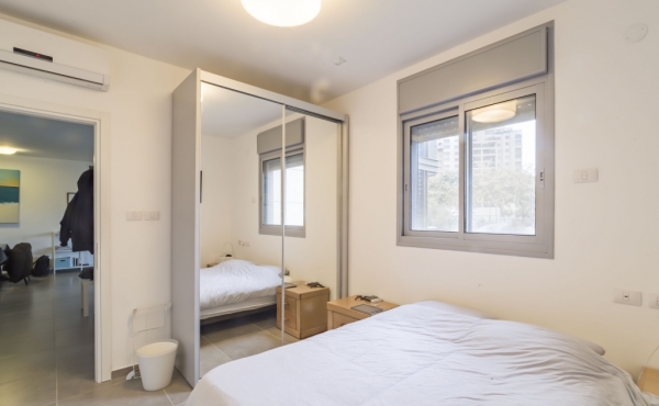 Ramat Aviv 4 room 120sqm Terrace 20sqm Lift Parking Gym club Doorman For Sale Real estate Telaviv