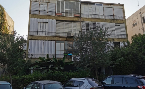 Kikar Milano 2 room 57sqm Quiet Apartment for sale in Tel Aviv