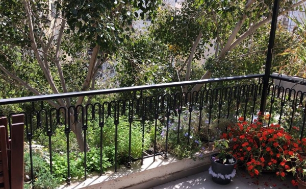 Nordau area 3 bedrooms 97sqm Renovated Balcony Lift For Sale in Telaviv