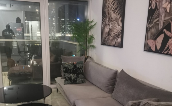 Azrieli mall area 3 room 70sqm Terrace 14sqm Parking Apartment for rent in Tel Aviv