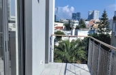 Balfour area 3 room Terrace Elevator Parking Apartment for rent in Tel Aviv