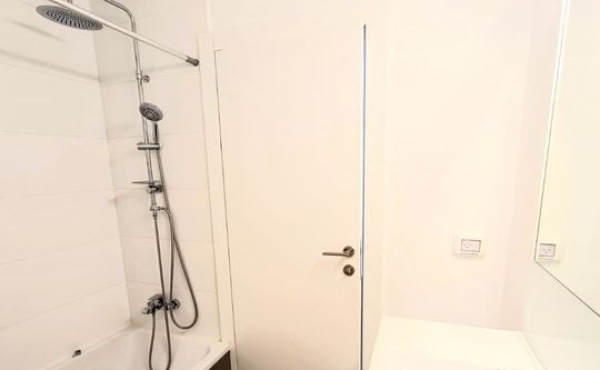 Hayarkon 3 room 85sqm Balcony Open Sea view Lift Parking Apartment for sale in Tel Aviv