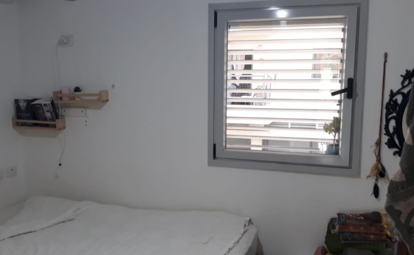 North Yafo 3 room 65sqm Balcony Lift Parking Apartment for sale in Tel Aviv