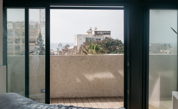 Namal TLV area 4 room 90sqm Terrace 32sqm Sea view Apartment for sale in Tel Aviv