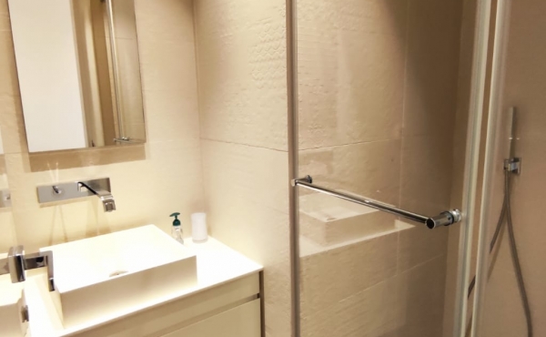 3 room 110sqm Furnished Terrace Parking Apartment for rent in Tel Aviv