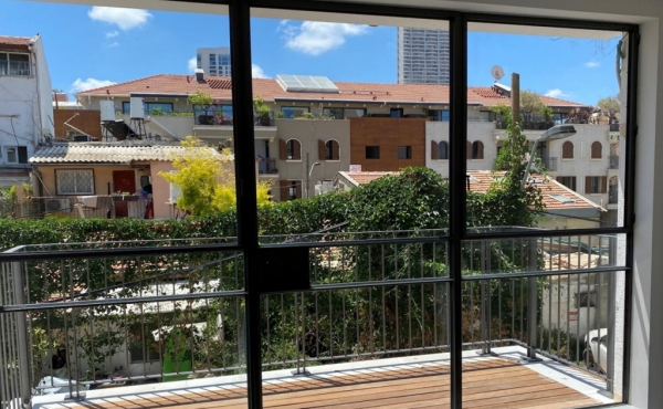 Neve Tsedek area 3 bedrooms 134sqm Terraces 66sqm Apartment for rent in Tel Aviv
