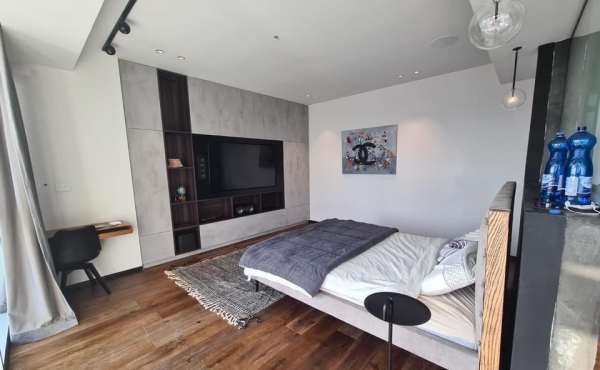 Rothschild 4.5 room 175sqm Terrace 15sqm Lift Parking Apartment for sale in Telaviv