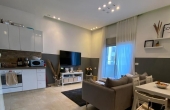 Old north 3 room 60sqm Renovated Sun terrace Elevators Apartment for sale in Tel Aviv