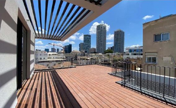 Neve Tsedek area Penthouse 2 bedrooms 138sqm Terrace 79sqm Apartment for sale in Tel Aviv